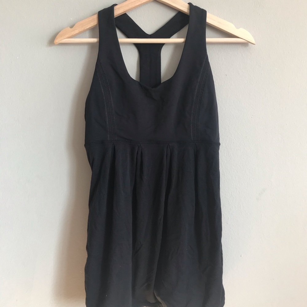 Lululemon black tank top